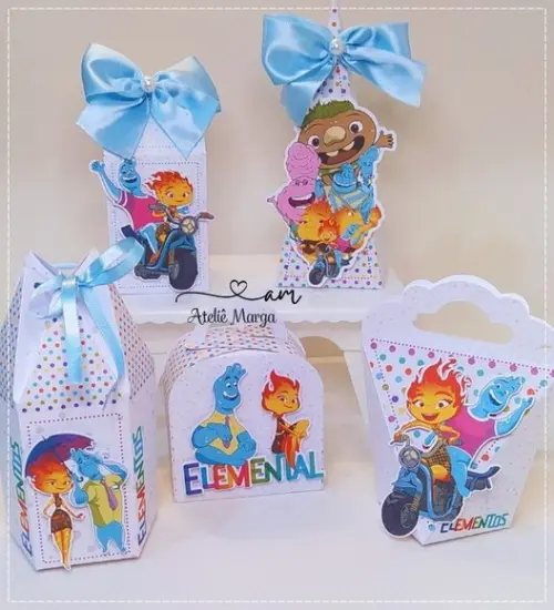 Kit Festa 30 Lembrancinhas Personalizadas Elementos
