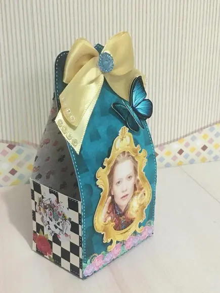 Kit Festa Pronta Alice 1