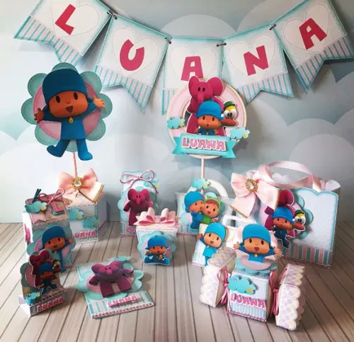 KIT FESTA PRONTA POCOYO MENINA