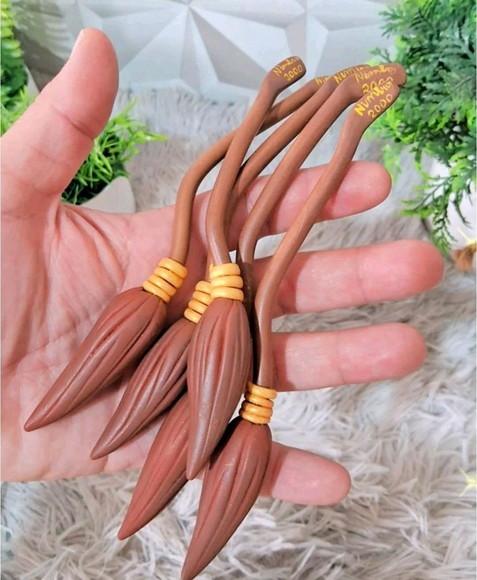 Apliques Nimbus 2000 Harry Biscuit P Personalizados de Luxo