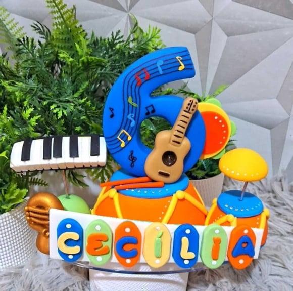 Topo Instrumentos Musicais em Biscuit