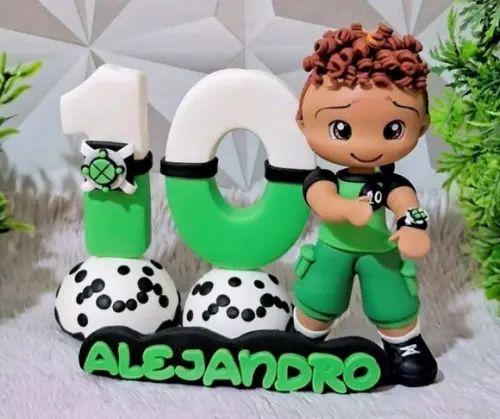 Topo Ben 10 em Biscuit