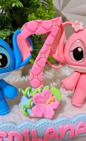 Topo Stitch e Angel em Biscuit
