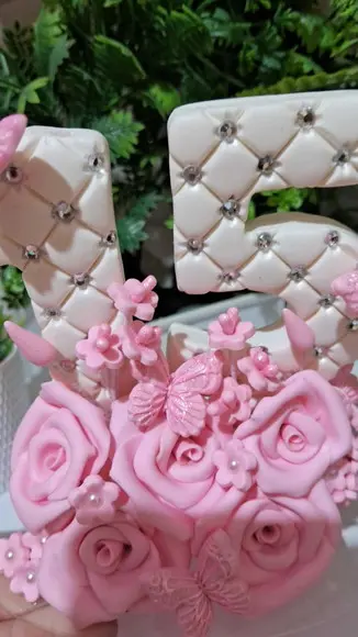 Vela Debutante 15 Anos em Biscuit