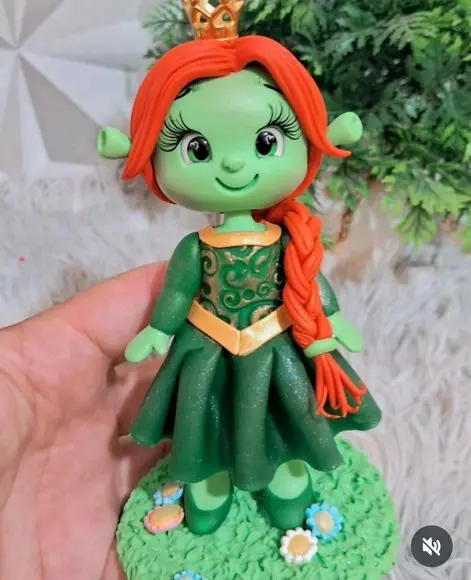Vela Fiona Shrek em Biscuit