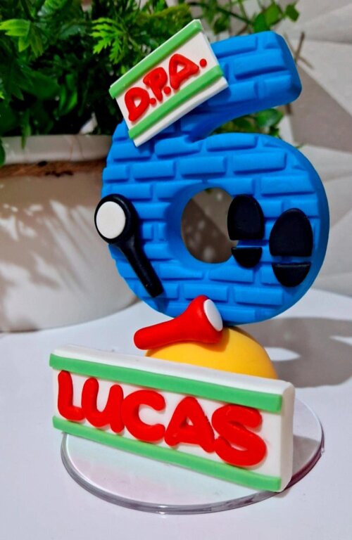 Vela D.P.A. Detetives do prédio azul em biscuit