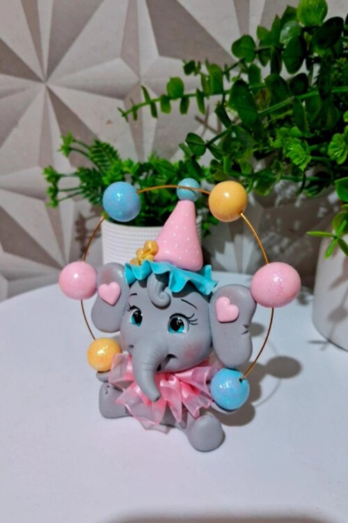 Aplique circo rosa em biscuit- Elefante malabarista