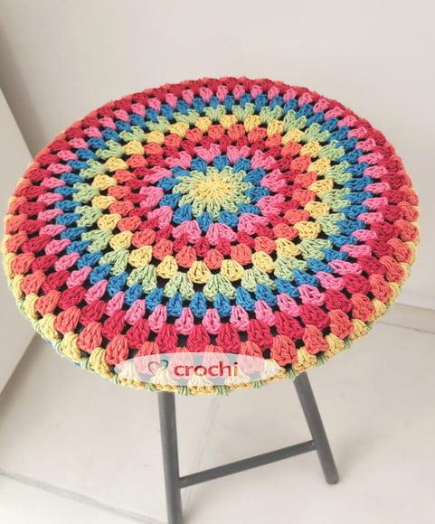 Capinha de Banqueta em Crochê - Colorful 2
