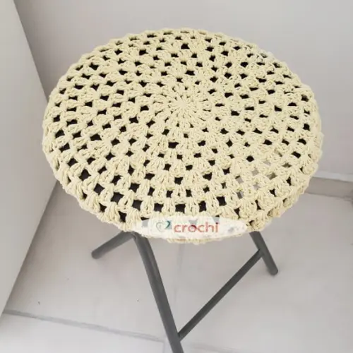 Capinha de Banqueta em Crochê - Amarelo Bebê