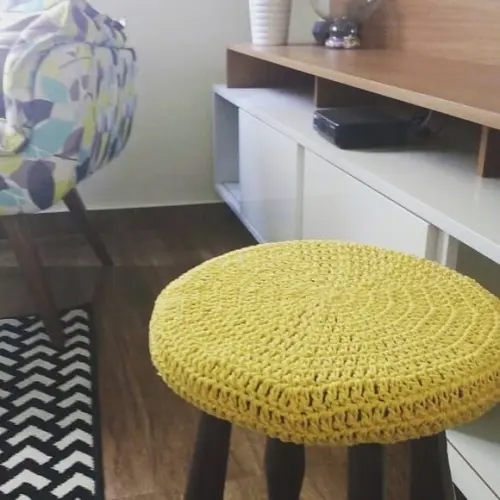 Capinha de Banqueta em Crochê - Amarelo Ouro 2