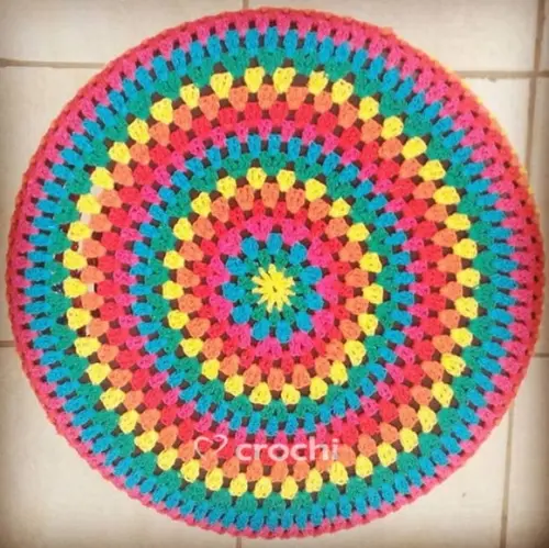 Capinha de Banqueta em Crochê - Colorful 4