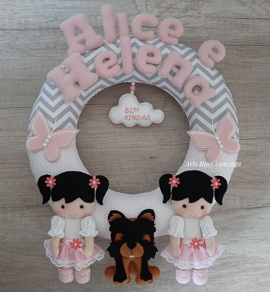 Guirlanda Porta Maternidade Gêmeas - Alice e Helena