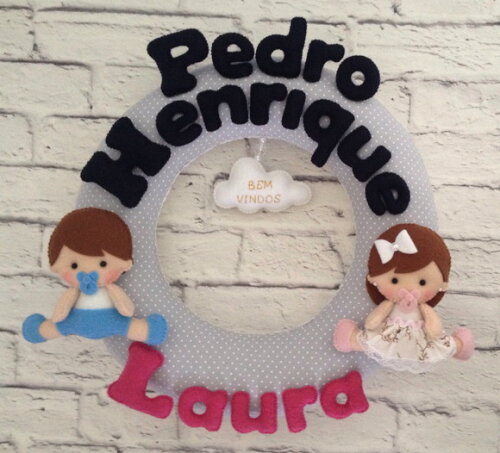 Guirlanda Porta Maternidade Gêmeos - Pedro Henrique e Laura