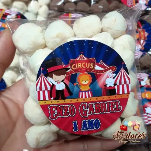 Pipoca Gourmet com Adesivo no Tema.