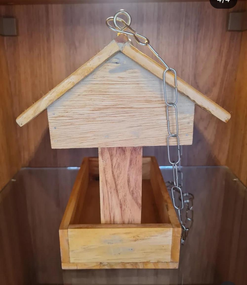 Comedouro para Pássaros ao Ar Livre