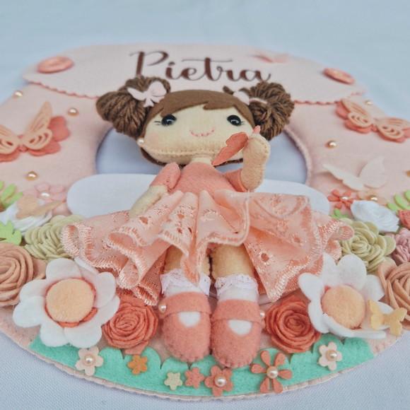 Guirlanda Porta Maternidade Menina Borboleta e Flores-feltro