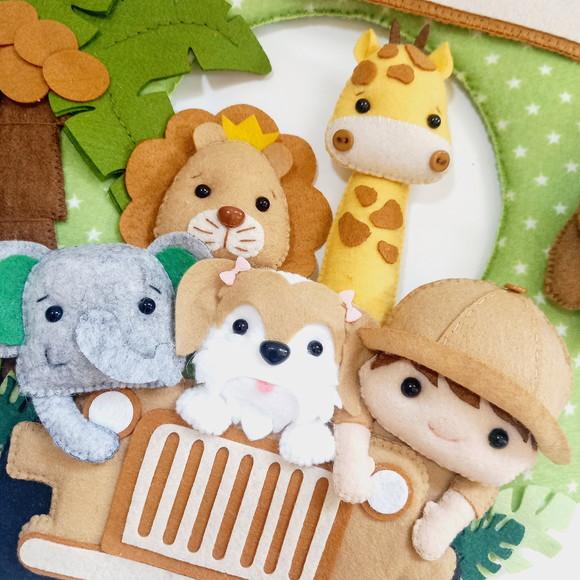 Guirlanda Porta Maternidade Safari Jipe e Cachorrinho
