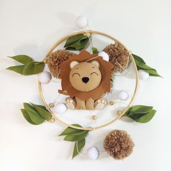 Mobile de Berço Leão Boho Minimalista