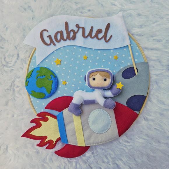 Porta Maternidade Astronauta em Feltro