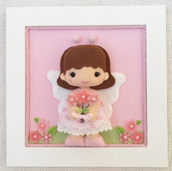 Quadro Boneca de Feltro Borboleta e Inicial