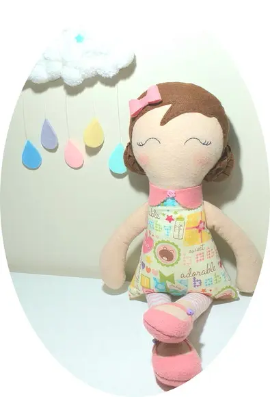 BONECA AFETIVA DE PANO