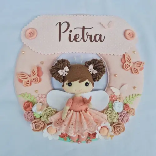 Guirlanda Porta Maternidade Menina Borboleta e Flores-feltro