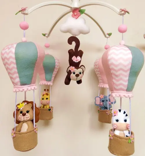 Mobile de Berço Safari Balão Menina Rosa e Cinza