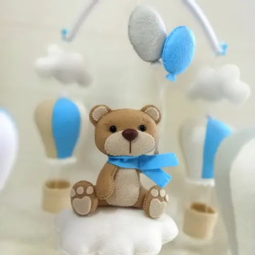 Mobile de Berço Ursinho e Balão de Feltro