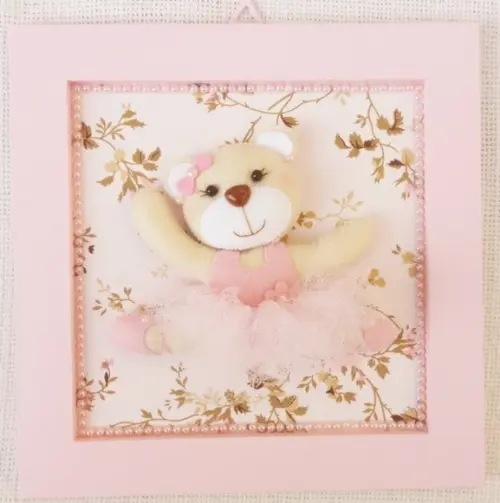 Quadros Ursa Bailarina  cor rosa quarto de bebê