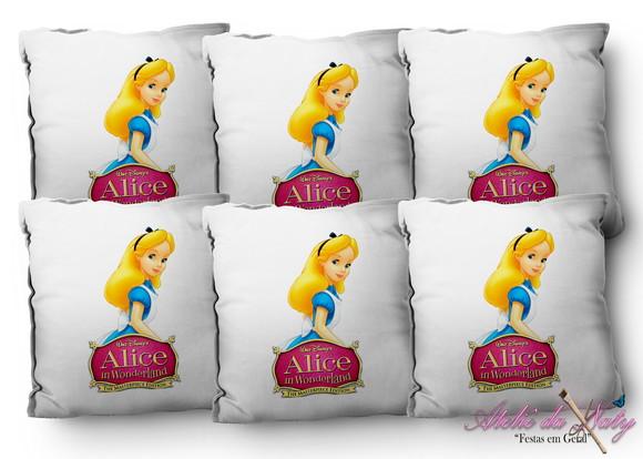 Almofada 15x15 - Alice no País das Maravilhas