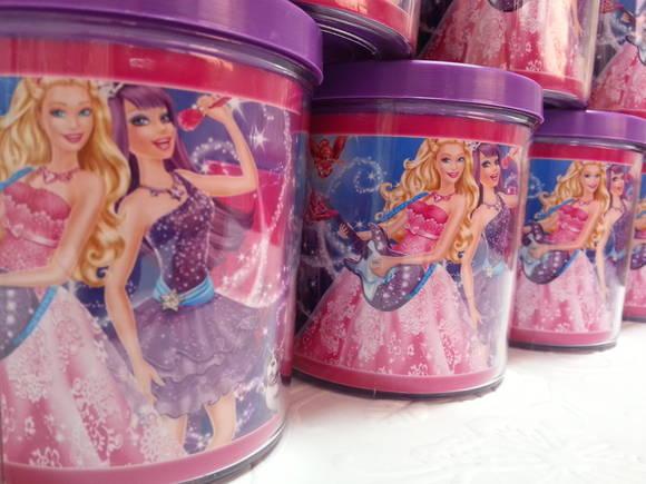 Caneca Barbie a Princesa e a Popstar