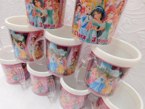Caneca Personalizada - Princesas