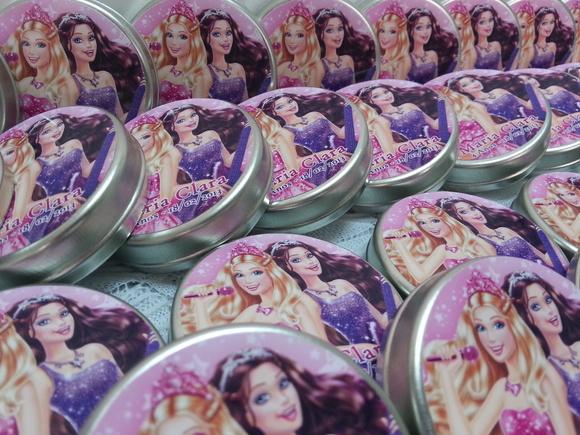 Latinha Barbie a Princesa e a Popstar