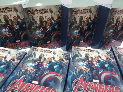 Caixinha Personalizada - Os Vingadores