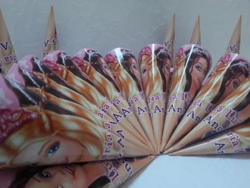 Cone - Barbie a Princesa e a Popstar