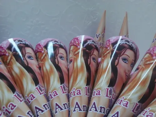 Cone - Barbie a Princesa e a Popstar