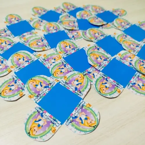 Forminha Personalizada - Alice no País das Maravilhas