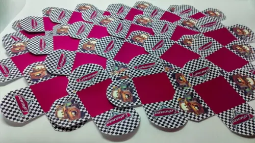 Forminha Personalizada - Carros