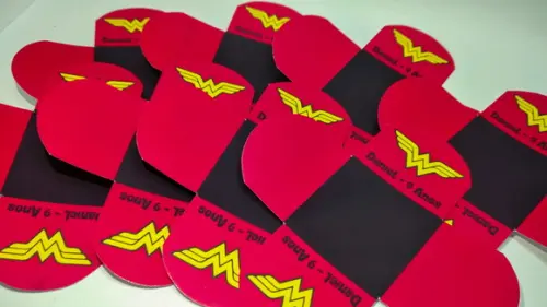 Forminha Personalizada - Mulher Maravilha