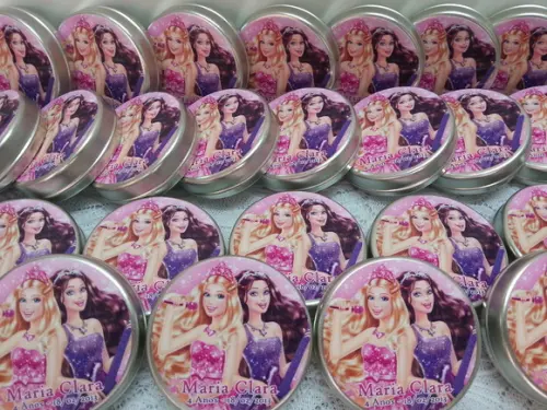 Latinha Barbie a Princesa e a Popstar