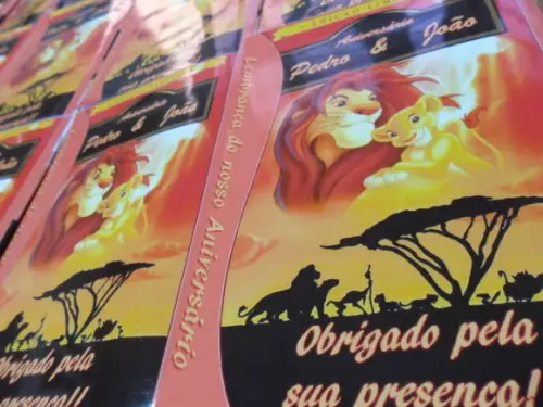 Revista personalizada Rei Leão