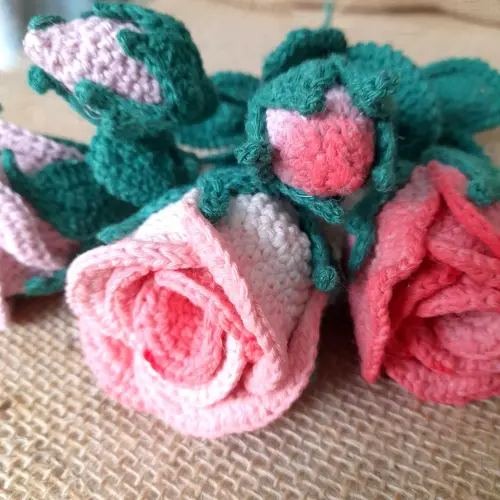 Buquê de Rosas em crochê amigurumi