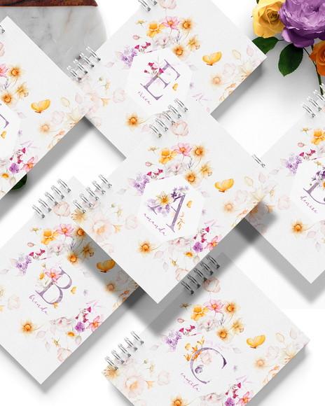 26 Capas Alfabeto de a a Z e Miolo Pautado Floral Encanto