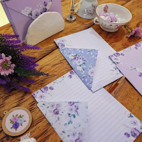 Arquivo Kit Envelopes e Papel de Carta Coleção Violeta