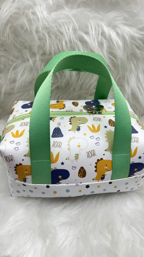 Necessarie dinossauro com alça
