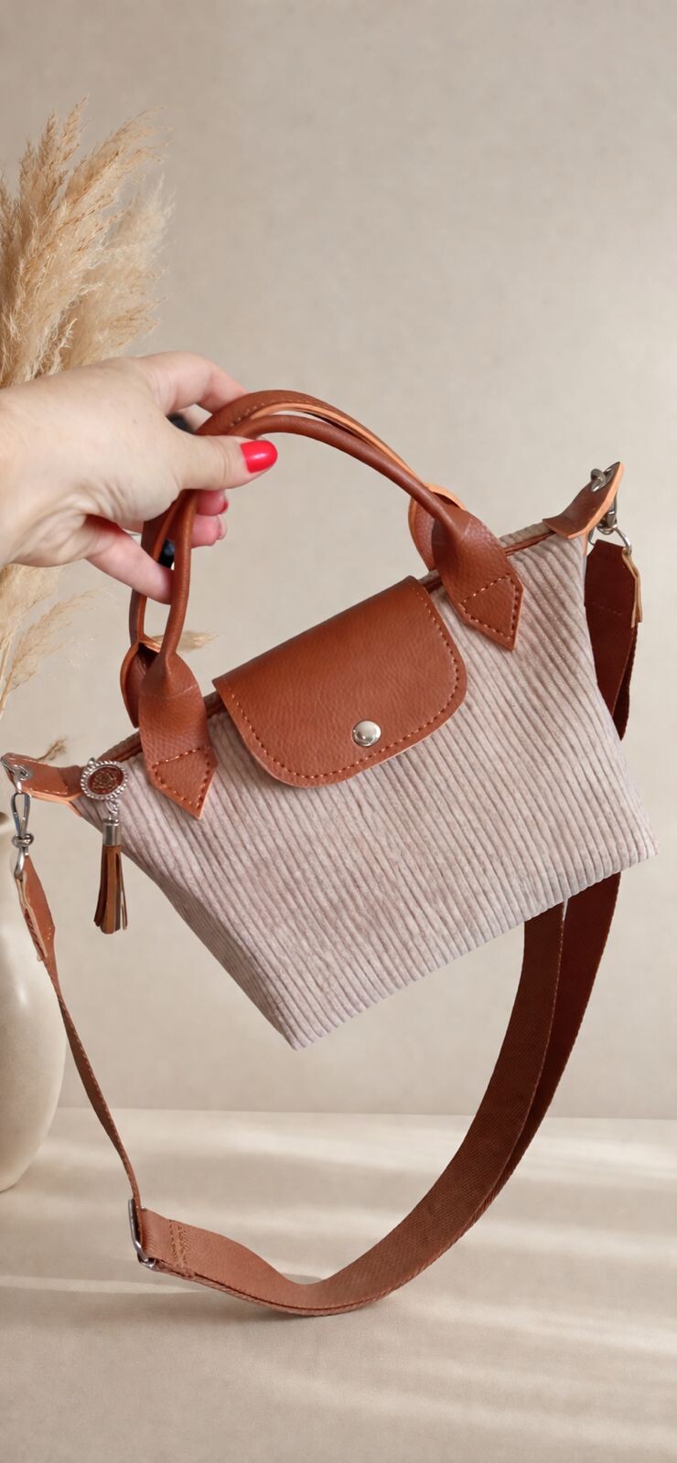 Bolsa feminina veludo cotele tamanho P