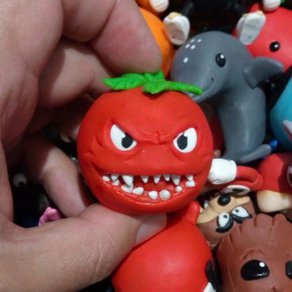 Tomate Assassino de biscuit