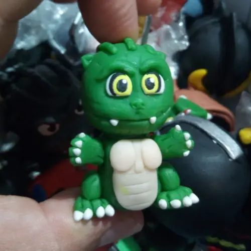Baby Godzilla de biscuit