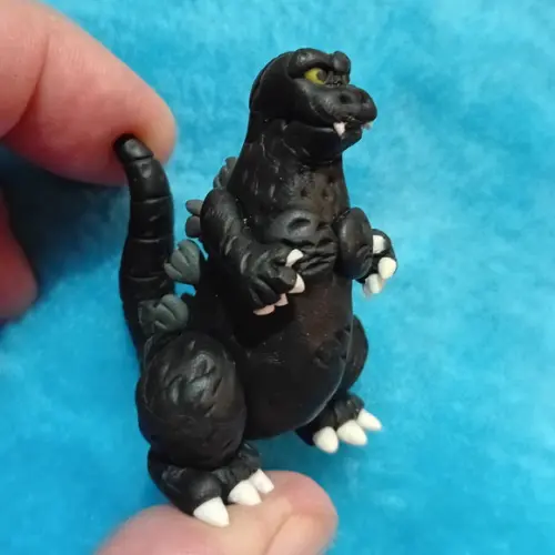 Godzilla (pequeno) de Biscuit