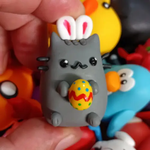 Pusheen de Páscoa (pequeno) de Biscuit